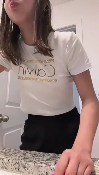 sofyzuli_ leaked video preview