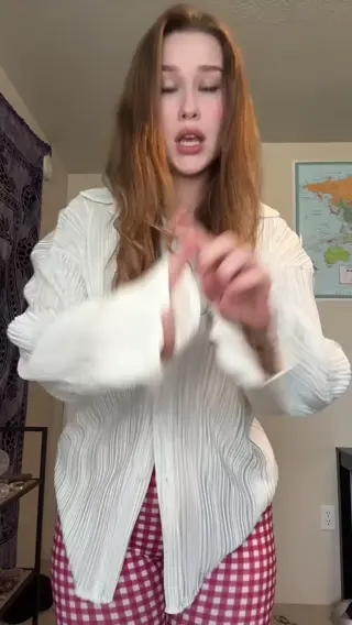 sondra_blust leaked video, frame 5