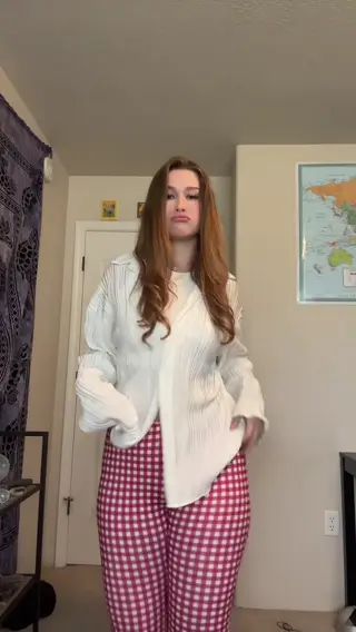 sondra_blust leaked video, frame 6