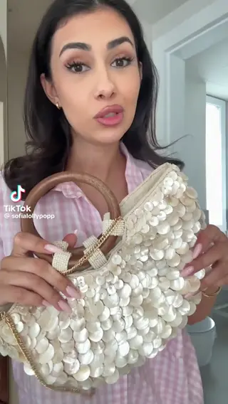 sophie_foxiee leaked video, frame 3