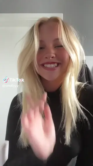 sophieamparita leaked video preview