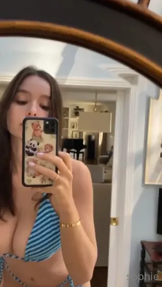 sophiemudd leaked video, frame 1