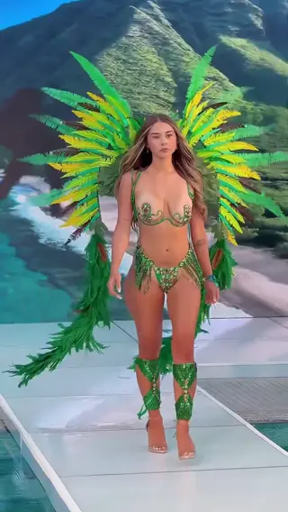sophieraiin leaked video preview