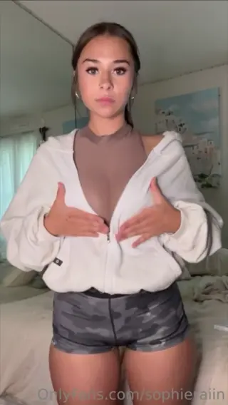 sophieraiin leaked video preview