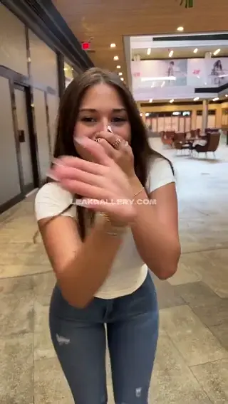 sophieraiin leaked video, frame 5