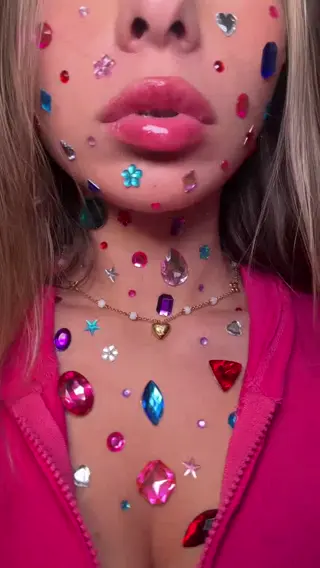 sophieraiin leaked video preview