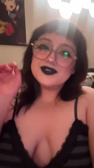 spookytheclowneats leaked video, frame 4