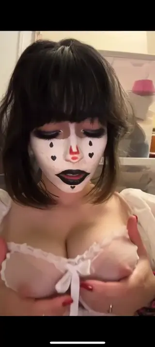 strawberrygirlmusic leaked video, frame 3