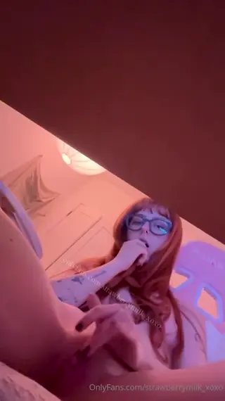 strawberrymilk_xoxo leaked video preview