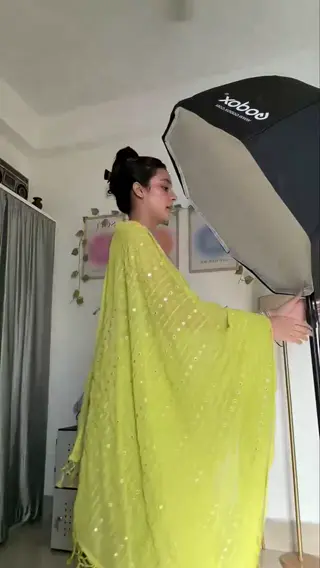 subhasly leaked video, frame 1