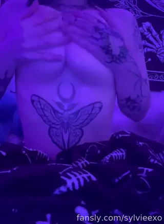 sylvieesxo leaked video, frame 1