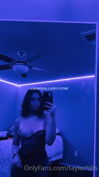 taylerhillss leaked video, frame 2
