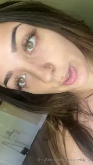 thatgreeneyedgirl22 leaked video, frame 5