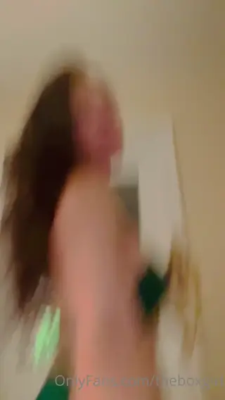 theboxgirl leaked video, frame 5