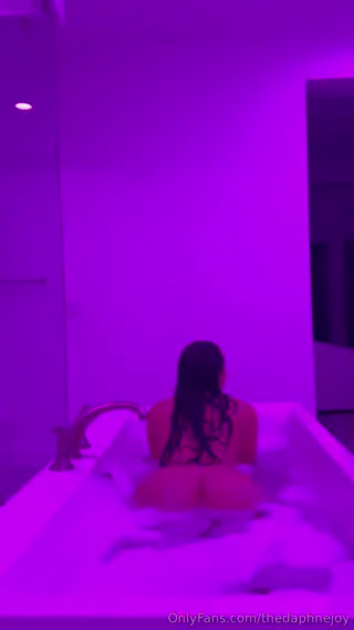 thedaphnejoy leaked video, frame 3
