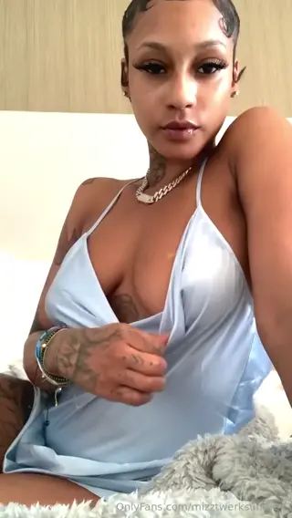 theofficialmizztwerksum leaked video, frame 1
