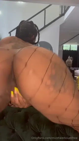 theofficialmizztwerksum leaked video, frame 6