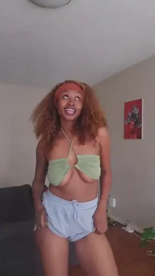 therealzeenkosi leaked video, frame 6