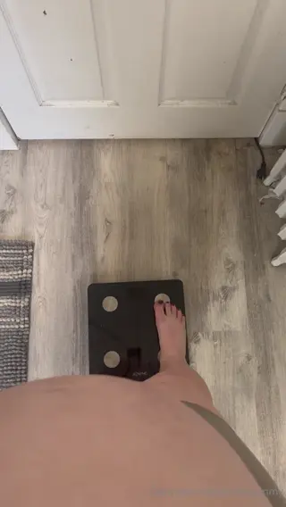 tianastummy leaked video, frame 3