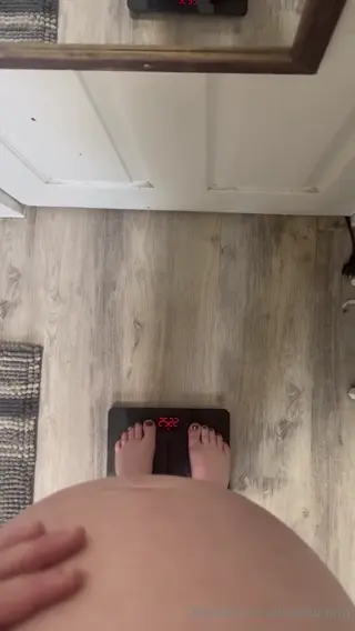 tianastummy leaked video, frame 4