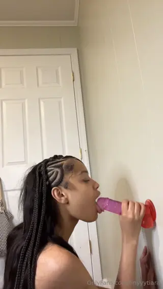 tinyyytiara leaked video, frame 6