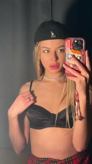 valeria_vip1 leaked video preview