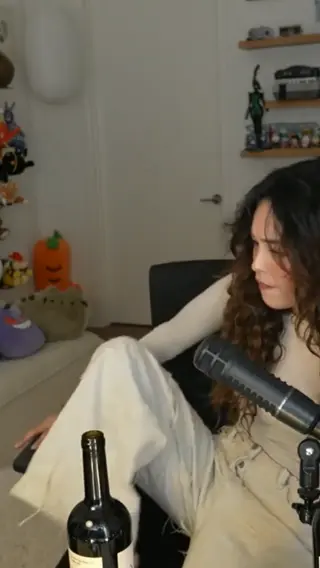 valkyrae leaked video, frame 3
