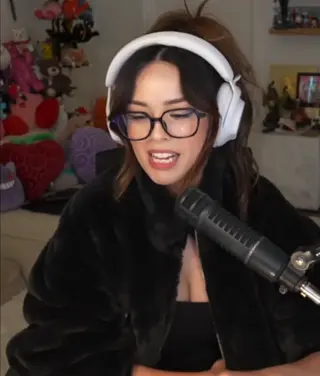 valkyrae leaked video, frame 3