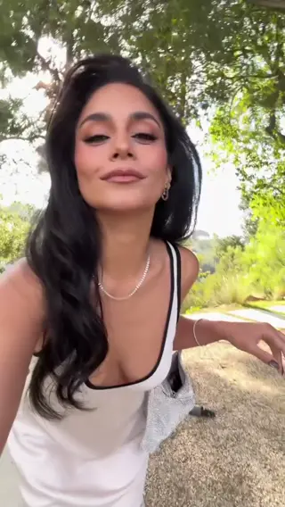 vanessahudgens leaked video, frame 2