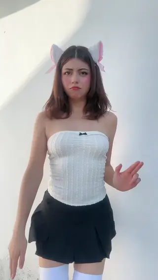 vaniasse leaked video, frame 2