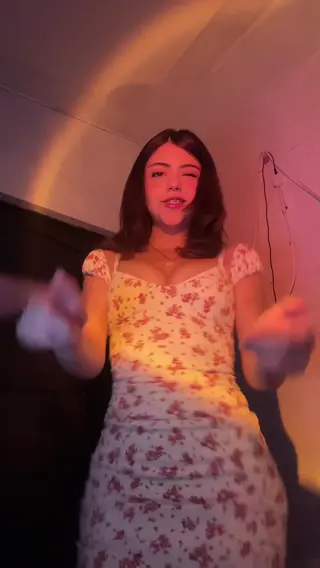 vaniasse leaked video, frame 2