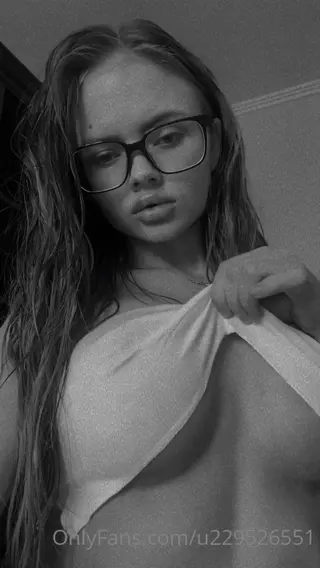 vicky_de_levine leaked video, frame 3