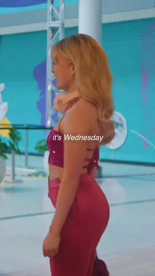 victoria_pedretti leaked video, frame 5
