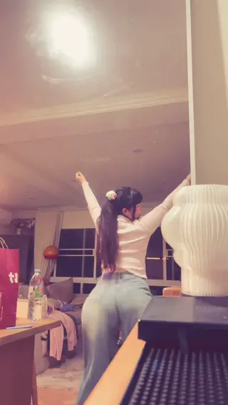viviennejeslyn leaked video, frame 3