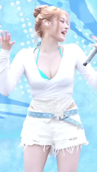 we_fiftyfifty leaked video, frame 6