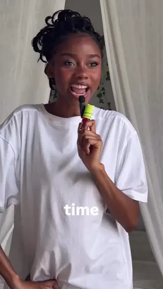 webeecca leaked video, frame 2