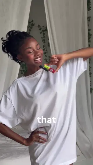 webeecca leaked video, frame 3