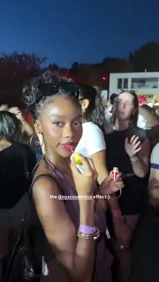 webeecca leaked video, frame 2