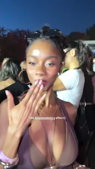 webeecca leaked video, frame 5
