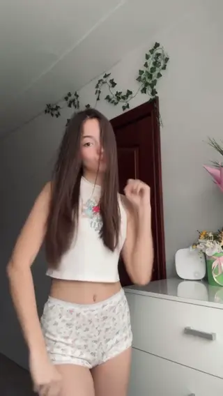 wel_l_ leaked video, frame 4
