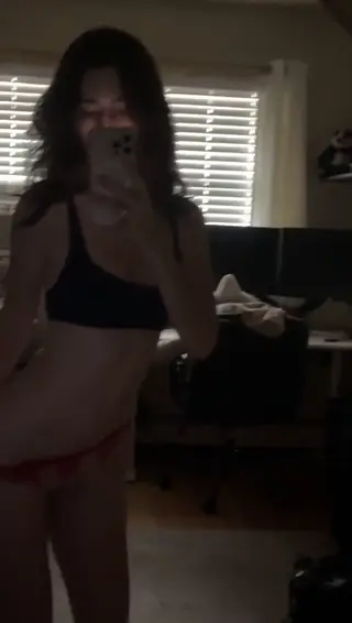 willow leaked video, frame 4