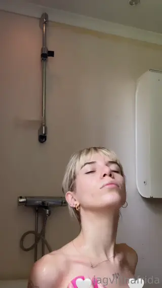 wowadelebaby leaked video, frame 5