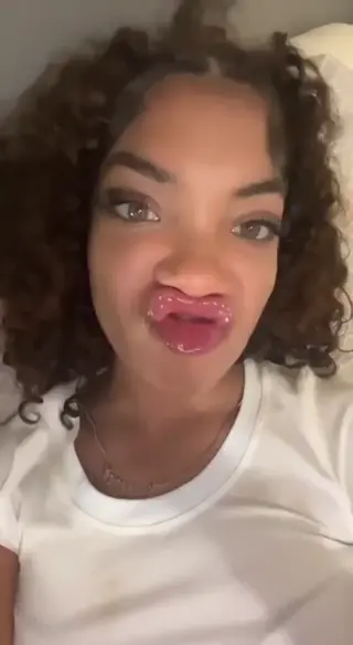 xo.lillianaaa leaked video, frame 1