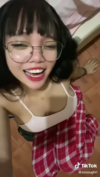 xoxo_yuri leaked video, frame 6