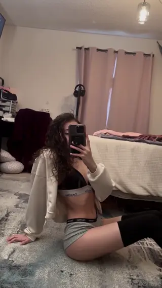 xshalle leaked video, frame 3