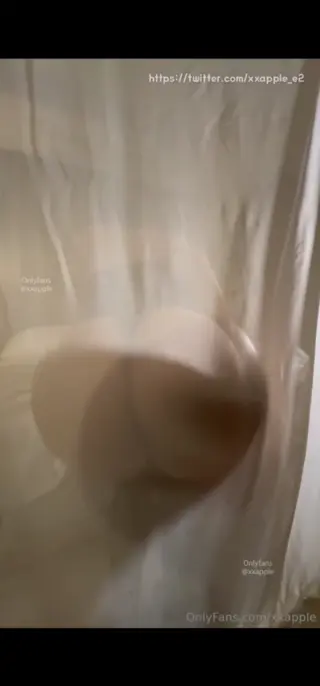 xxapple leaked video, frame 1