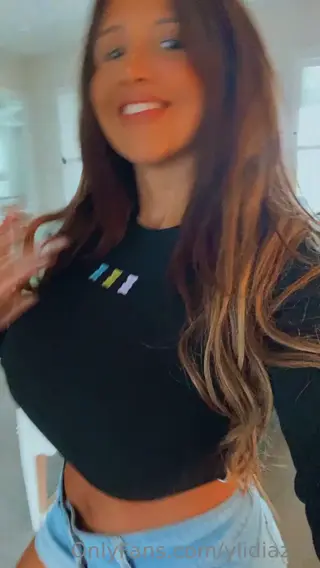 ylidiaz_2 leaked video, frame 2