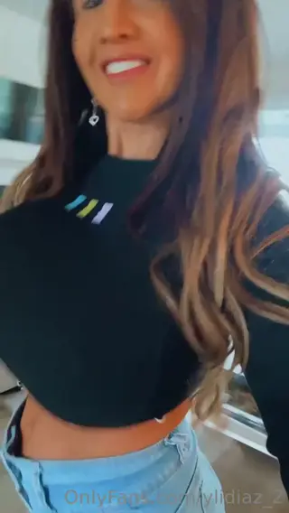 ylidiaz_2 leaked video, frame 3