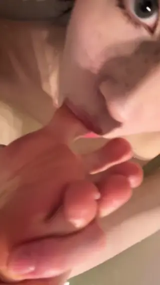 yoursmalldoll leaked video, frame 3