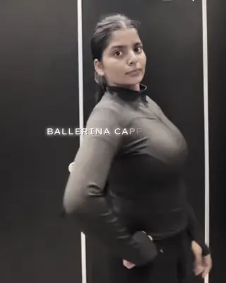 yourstrulyanushkaa leaked video, frame 1